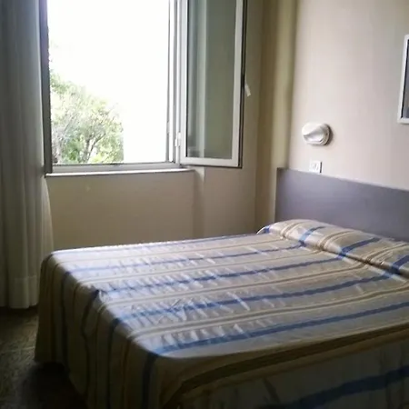 מלון Moderno
