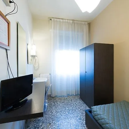 Hotell Moderno Pisa