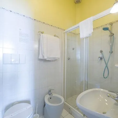 Szálloda Moderno Pisa